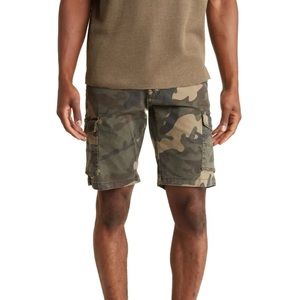 ORIGINAL PAPERBACKS Classic Fit Mammoth Camouflage Cargo Shorts Size 29